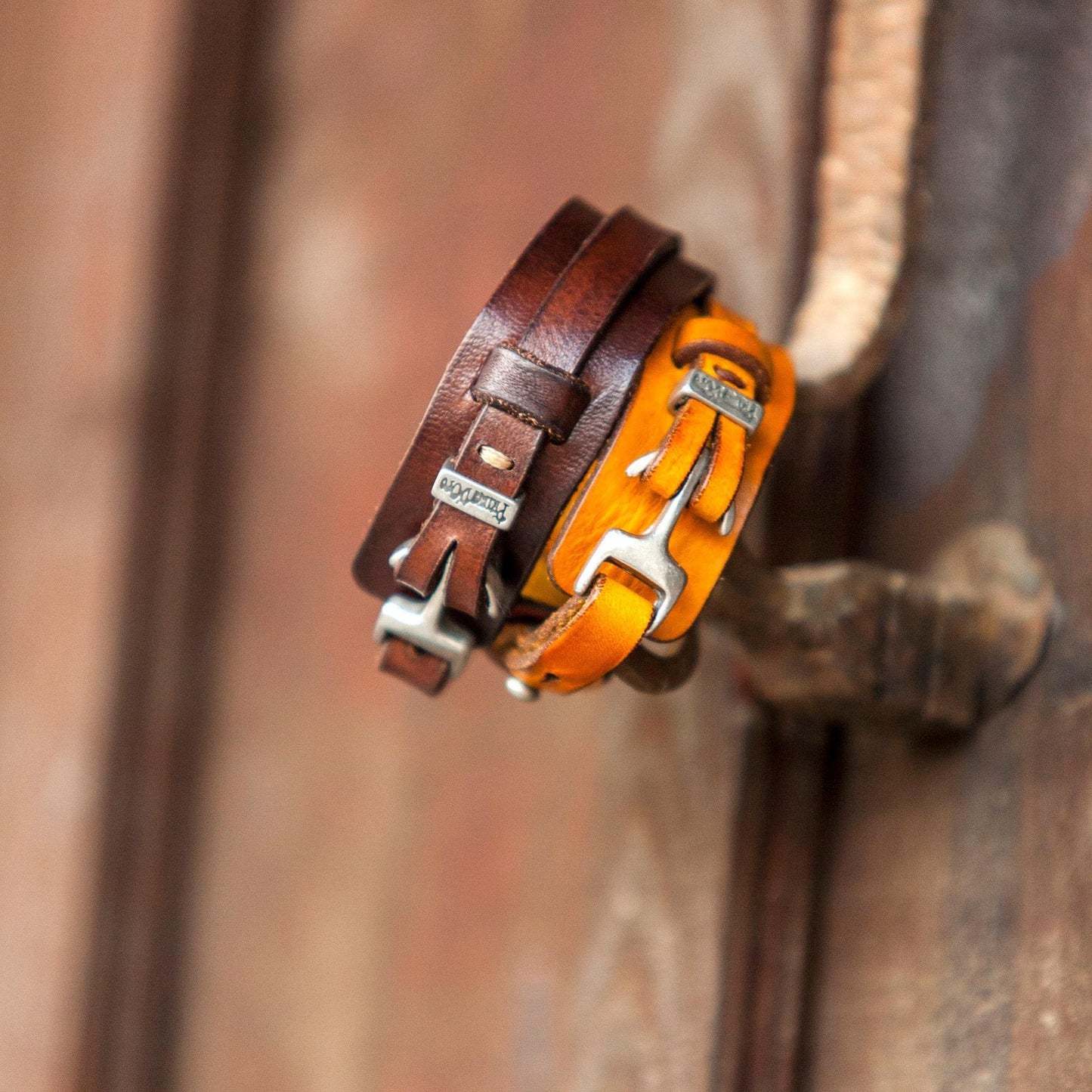 Men's brown leather bracelet 1604