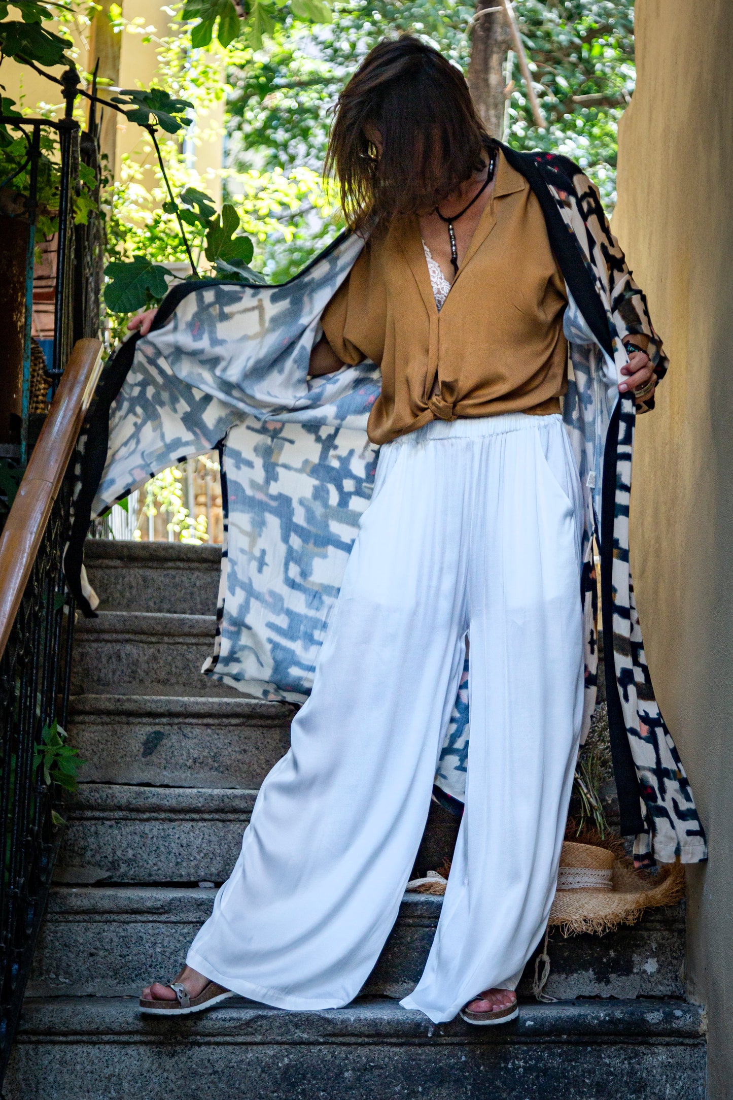 Viscose shirt, ocher color with buttons and a knot