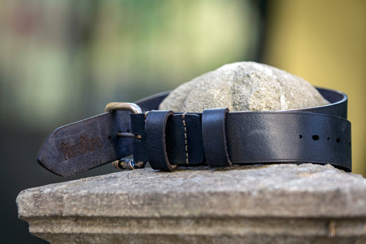 Belt made of natural calf leather - color black SAMOTHRAKI