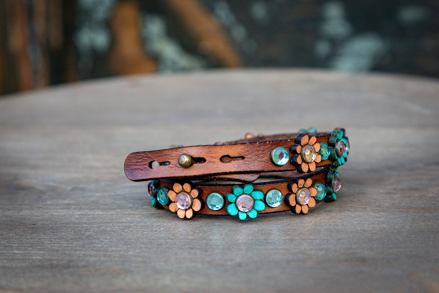 DAISY natural leather bracelet brown / turquoise flowers / stones turquoise-pink