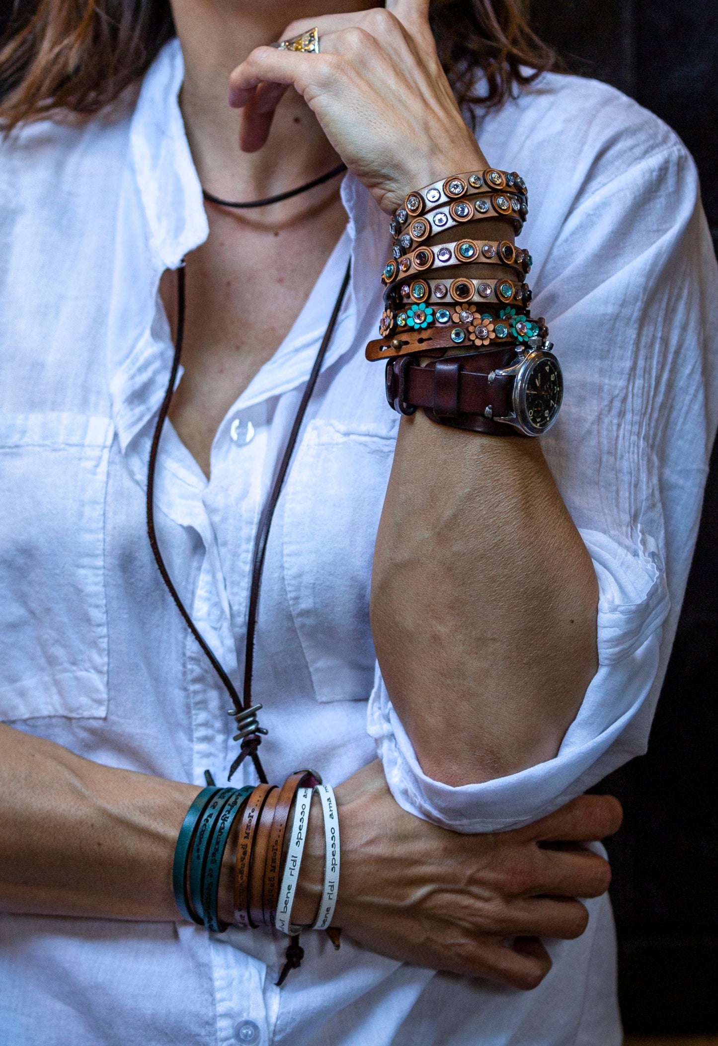 DAISY natural leather bracelet brown / turquoise flowers / stones turquoise-pink