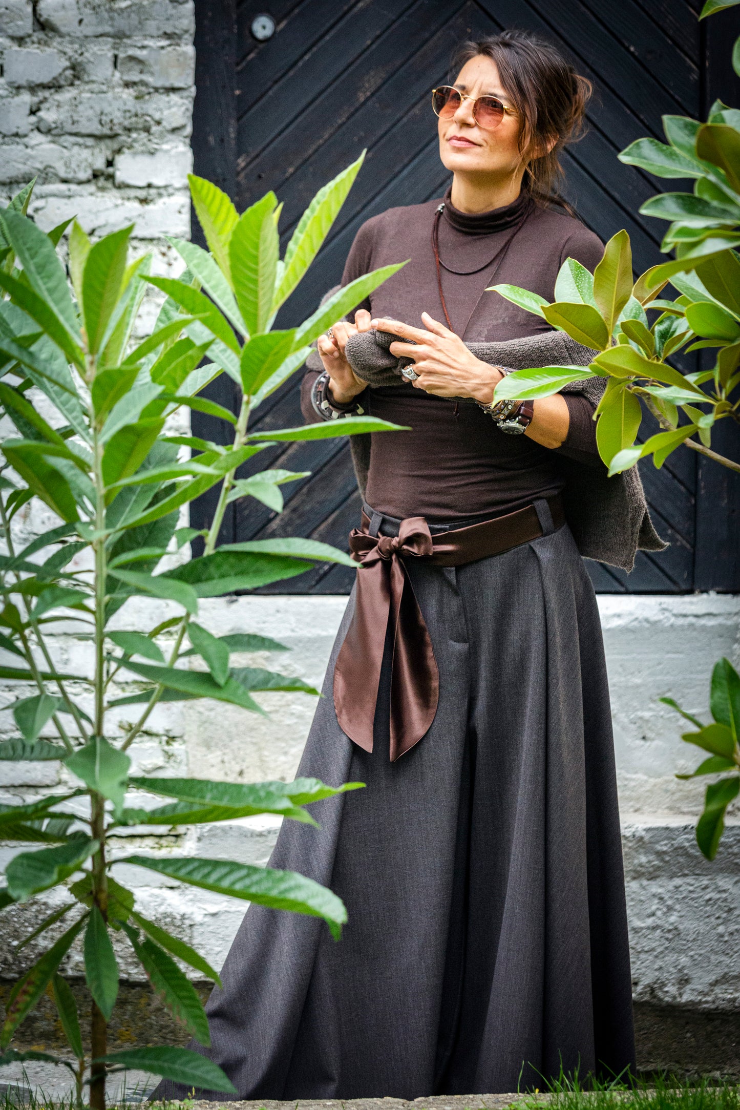 Cloche trousers gray from cold wool. We make it according to individual sizes. 