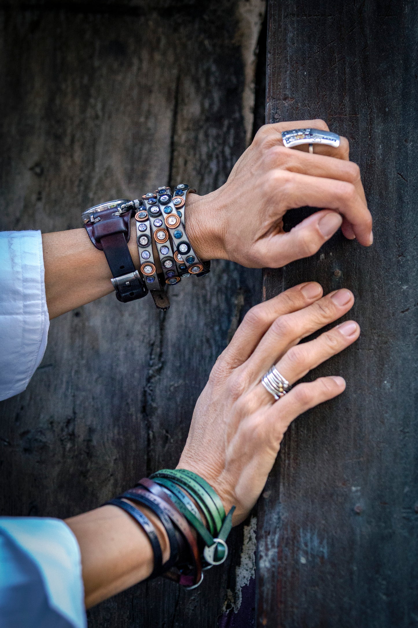 Women's bracelets made of genuine leather, double and triple with a message.