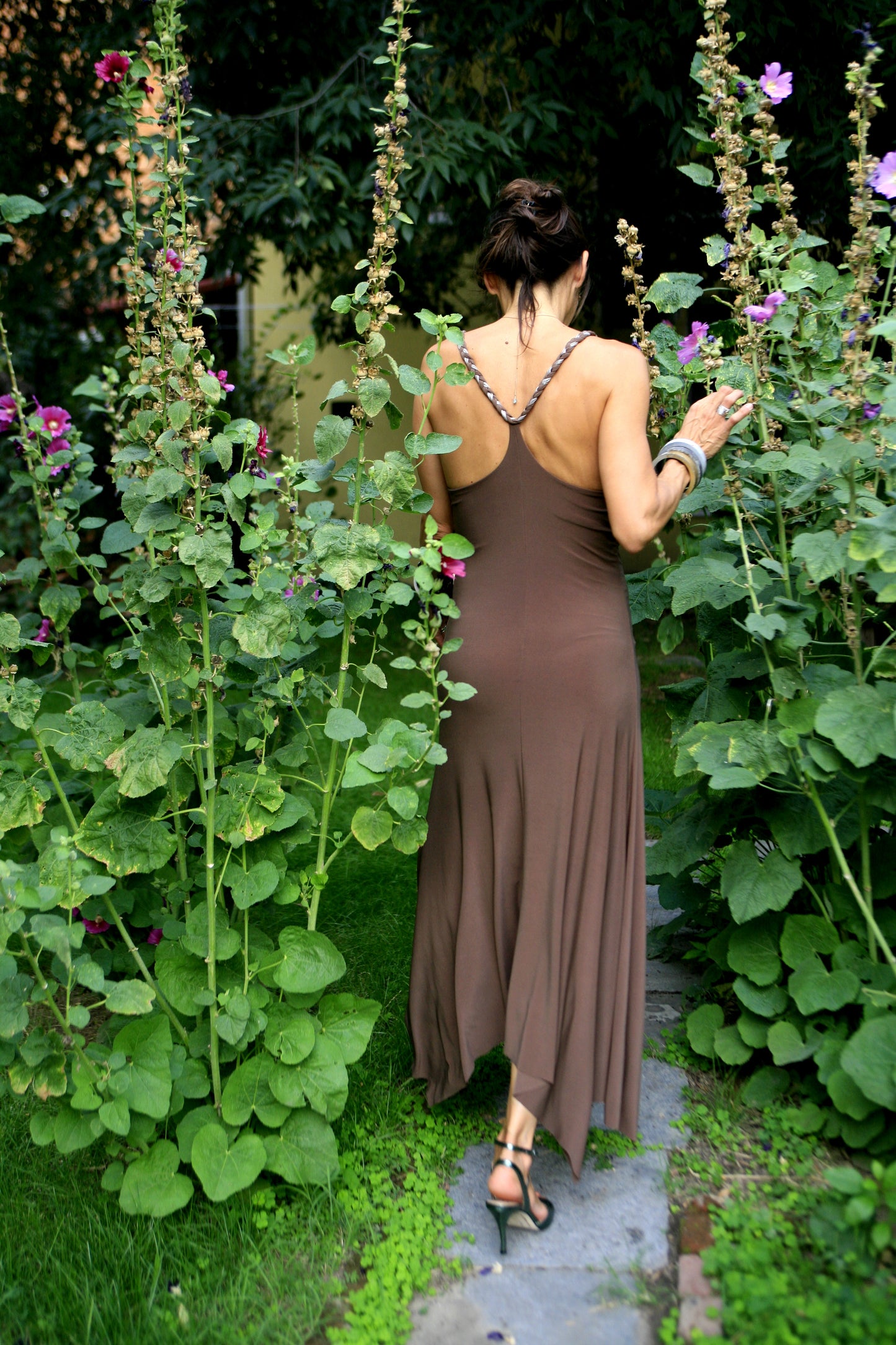 Brown elastic polyester dress. Model BRAID